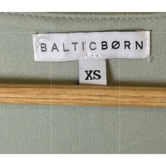 Baltic Born Monica Maxi Dress V-Neck Flutter Sleeve Sage Green Size XS - Picture 4 of 4